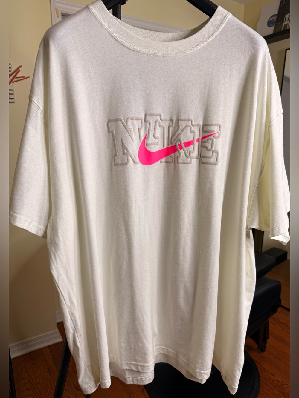 Beautiful Nike T-shirt!!!
